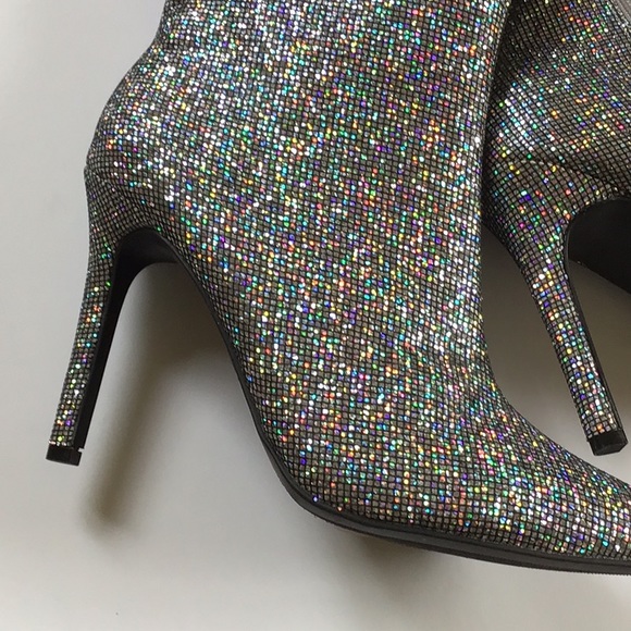 SILVER GLITTER BOOTS SZ. 8 - Picture 4 of 8